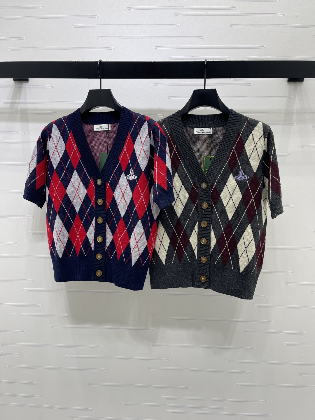 Women's short sleeves